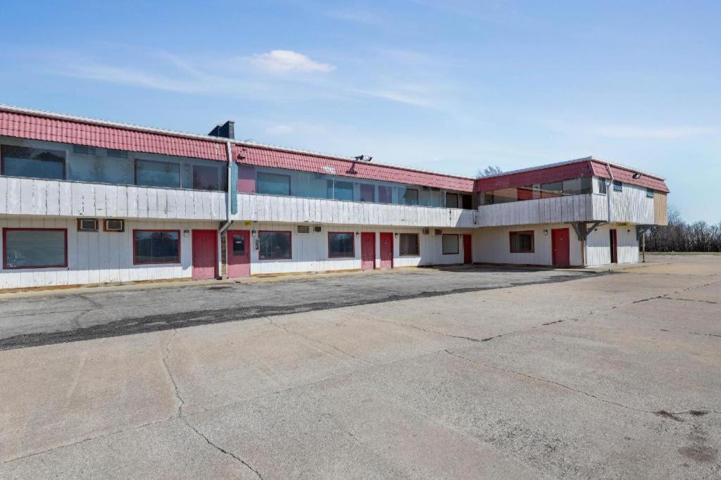 Hotel O Oskaloosa - Hwy 63/92 Exteriör bild